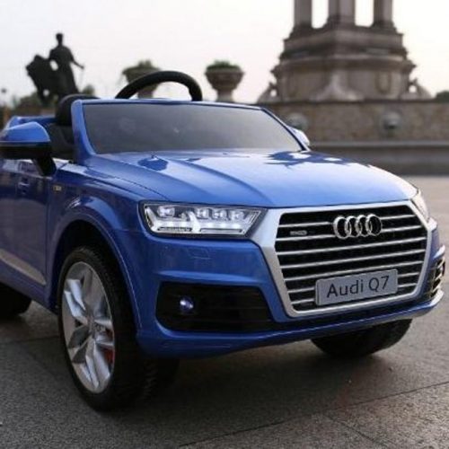 Audi Q7 Mobil Aki